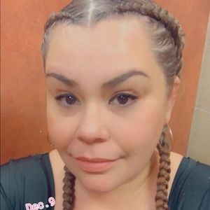 Meet your Posher, Carmen